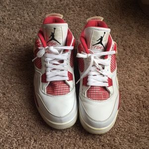 Jordan 4